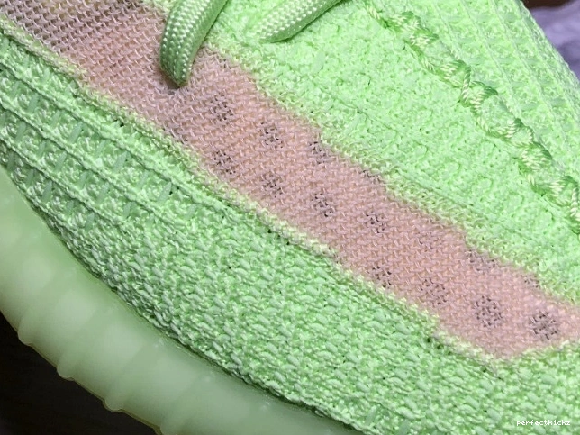 Yeezy the 350 Adidas Glow Dark V2 in EG5293 Boost 0727